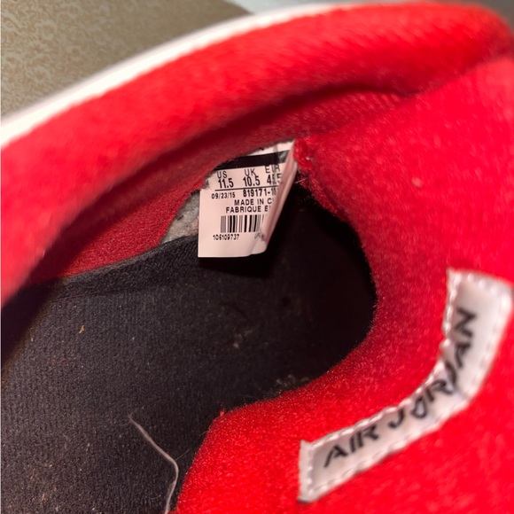 Air Jordan 5 Retro “Fire Red” - Picture 4 of 4